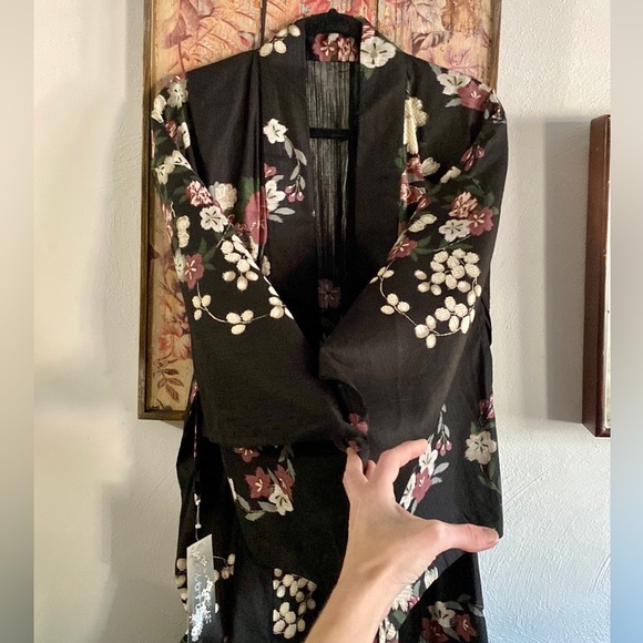NWT VINTAGE JAPANESE KIMONO ROBE OVERSIZED KIMONO SLEEVE MAXI DRESS ROBE OSFM - Picture 5 of 16
